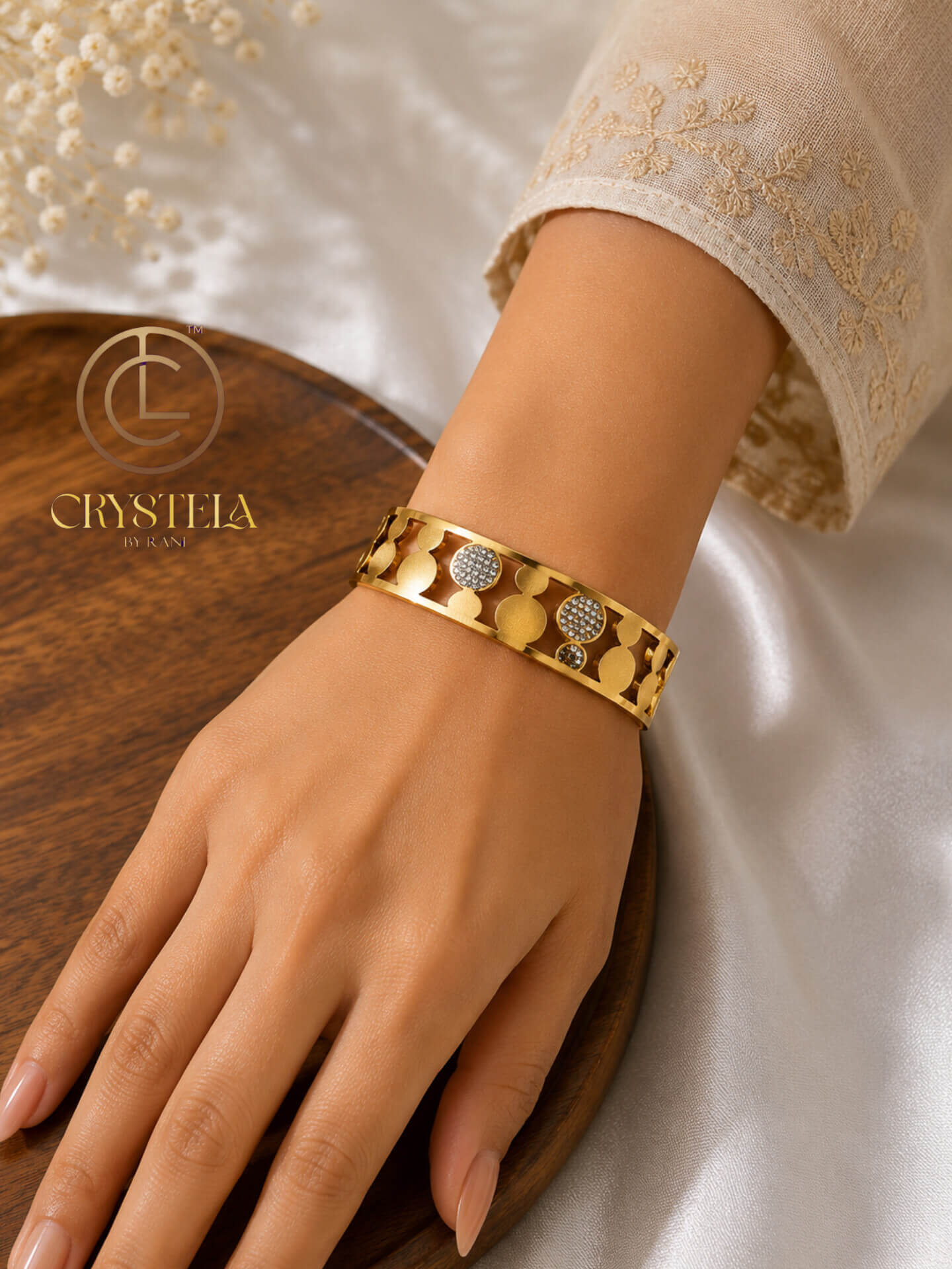  Bangles 